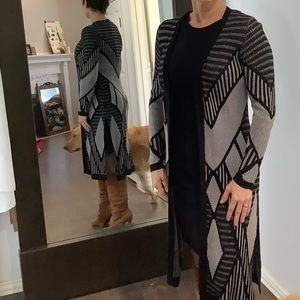 Black & White Geometric Long Cardigan